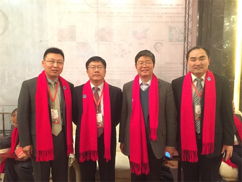 靳双权律师和参会领导合影
